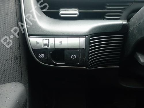 BP32081767I18 main image