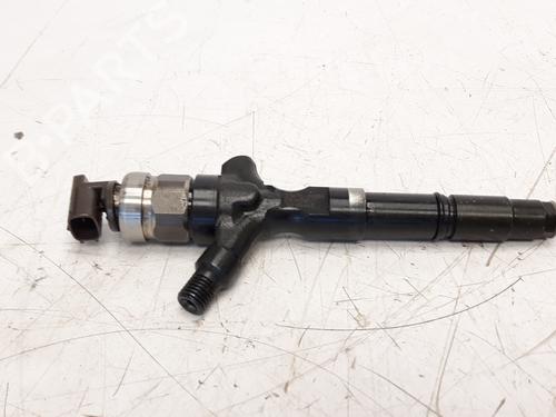 Injector TOYOTA LAND CRUISER PRADO (_J12_) 3.0 D-4D (KDJ120, KDJ125) (163 hp) 2367030080 | 2367030080 |