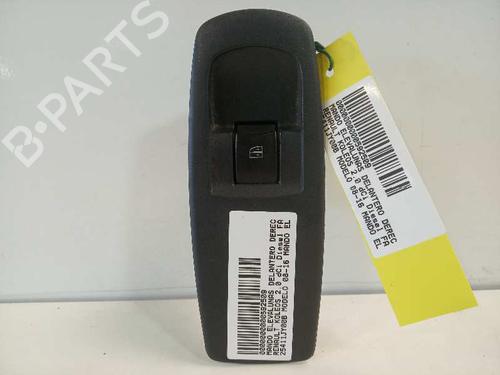Used Right front window switch RENAULT KOLEOS I (HY_) [2008-2025]  2667103