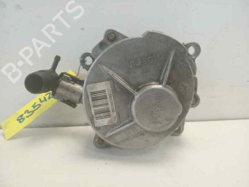 Used Vacuum pump RENAULT MEGANE II (BM0/1_, CM0/1_) 2.0 dCi (BM1K, CM1K) (150 hp) 7476771
