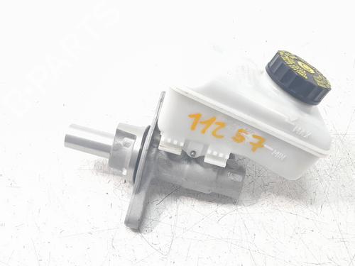 Used Brake master cylinder BMW 1 (F40) 118 d (150 hp) 13059502