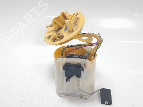Used Fuel pump MERCEDES-BENZ B-CLASS Sports Tourer (W247) B 200 d (247.012) (150 hp) 25477606