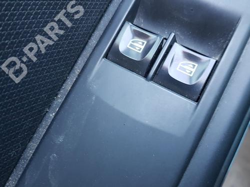Used Left front window switch Left front window switch RENAULT CLIO IV (BH_) 1.2 16V (BHA1, BHAK, BHMG, BHMK) (75 hp) 9817743 9817743
