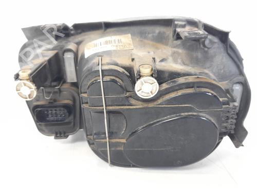 Right headlight VW GOLF IV (1J1) 1.9 TDI | BP16049575C29 