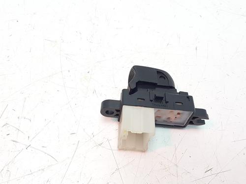 Used Left rear window switch NISSAN PULSAR Hatchback (C13) 1.5 dCi (110 hp) 9822510