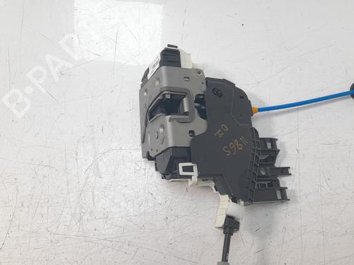 Front left lock MERCEDES-BENZ CLA Coupe (C117) CLA 200 CDI / d (117.308) | BP21132244C98 
