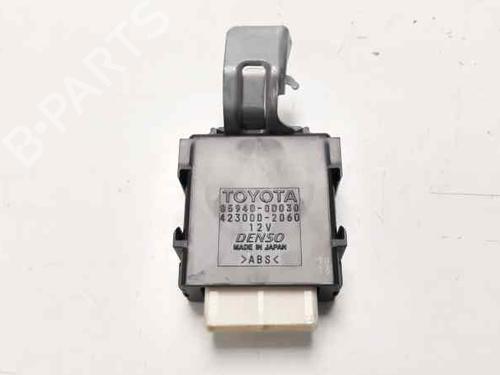 Used Electronic module TOYOTA YARIS (_P13_) 1.5 Hybrid (NHP130_, NHP130) (101 hp) 6310729