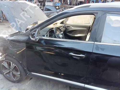 Used Left front door MG MG ZS SUV (AZS1) 1.5 VTi (106 hp) 29063071