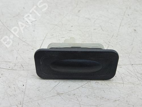 Used Tailgate handle Tailgate handle RENAULT CLIO IV (BH_) 0.9 TCe 90 (BHNF, BHMA, BHMH, BHJK, BHJR) (90 hp) 37436790 37436790