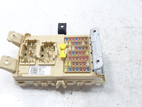 Used Fuse box KIA STONIC (YB) 1.2 CVVT (84 hp) 27984052