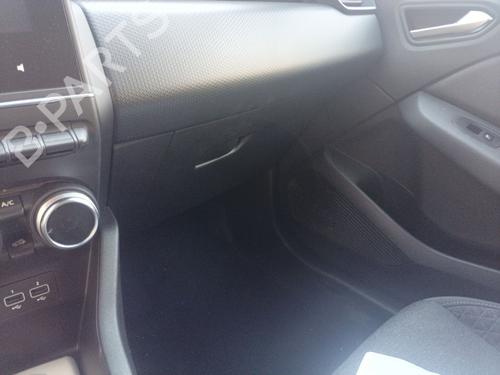 Used Glove box RENAULT CLIO V (B7_) 1.0 LPG (B7MT) (101 hp) 29208314