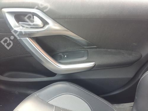 Used Right front window switch PEUGEOT 2008 I (CU_) 1.2 THP 110 / PureTech 110 (110 hp) 29022564
