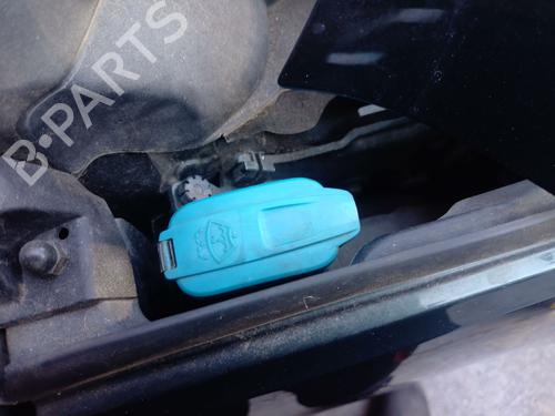 Used Windscreen washer tank Windscreen washer tank AUDI A4 B9 Avant (8W5, 8WD) 2.0 TDI (150 hp) 33833404 33833404