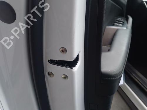 Venstre fortil lås Venstre fortil lås KIA SPORTAGE V (NQ5) 1.6 T-GDI AWD (180 hp) 39883725 39883725