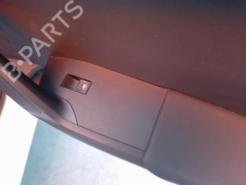 Højre bagtil elrude kontakt Højre bagtil elrude kontakt SEAT LEON (KL1, KLG) 1.0 TSI (110 hp) 36448756 36448756