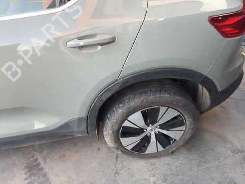 Used Rear left wheel arch trim VOLVO XC40 (536) B4 Mild-Hybrid (197 hp) 27649947