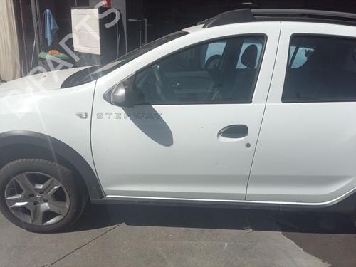 Used Left front door DACIA SANDERO II TCe 90 LPG (B8M1) (90 hp) 29146750