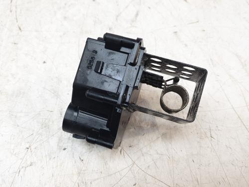 Używane Rezystor dmuchawy CITROËN C4 I (LC_) 1.6 HDi (90 hp) 30317254