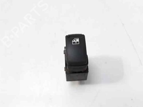 Used Right rear window switch HYUNDAI MATRIX (FC) [2001-2010]  6087401