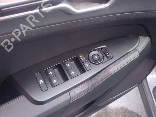 Used Left front window switch Left front window switch KIA SPORTAGE V (NQ5) 1.6 T-GDi Hybrid AWD (230 hp) 39688966 39688966