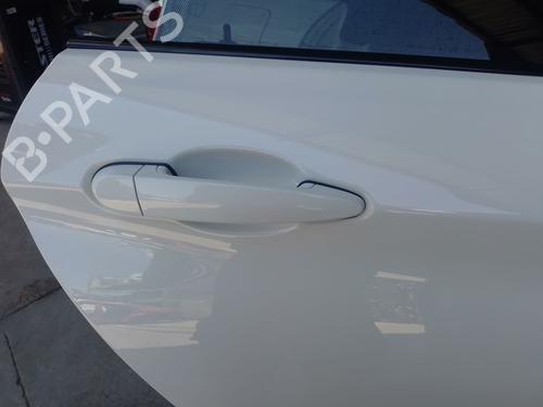 Used Rear right exterior door handle Rear right exterior door handle 37417902 37417902