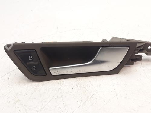 Front right interior door handle AUDI Q5 (8RB) 2.0 TFSI quattro (177 hp) 8R0837020 | 8R0837020 |