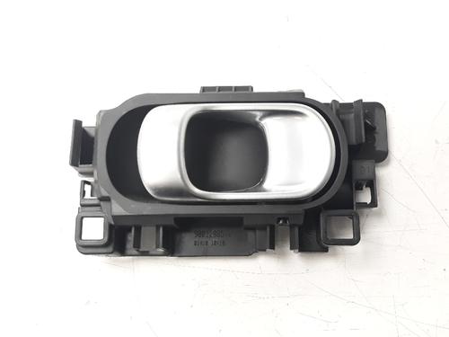 Used Rear right interior door handle Rear right interior door handle CITROËN C4 CACTUS 1.5 BlueHDi 100 (102 hp) 8290969 8290969