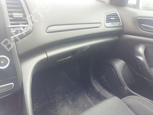 Used Glove box RENAULT MEGANE IV Hatchback (B9A/M/N_) 1.5 dCi 110 (B9A3) (110 hp) 30442430