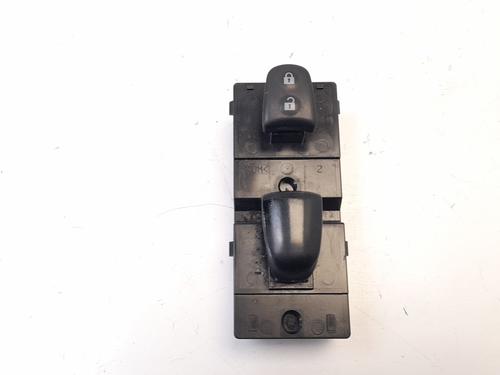 Used Right front window switch NISSAN JUKE (F15) 1.5 dCi (110 hp) 8659672