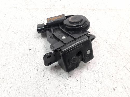 Used Tailgate lock TOYOTA PRIUS PLUS (_W4_) 1.8 Hybrid (ZVW40W, ZVW41W) (136 hp) 20489610