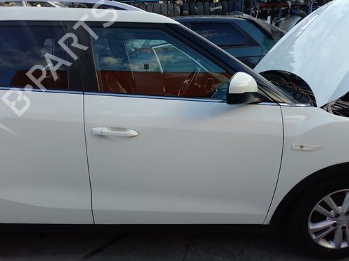 Used Right front door SSANGYONG XLV SUV e-XGi 160 (128 hp) 30611286