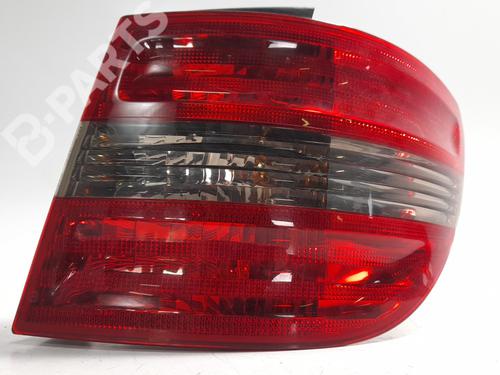 Used Right taillight Right taillight MERCEDES-BENZ B-CLASS Sports Tourer (W245) B 180 CDI (245.207) (109 hp) 11086868 11086868
