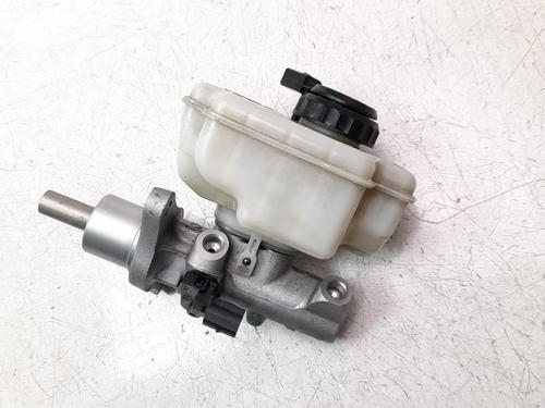 Used Brake master cylinder VW SCIROCCO III (137, 138) 1.4 TSI (125 hp) 18339034