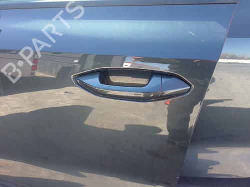 poignee-exterieure-avant-gauche-audi-a3-sportback-8ya-8yf-2019-32361558 main image