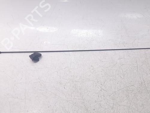 Używane Antena / Podstawa DACIA SANDERO II TCe 90 (B8M1, B8MA, B8AC) (90 hp) 22196326