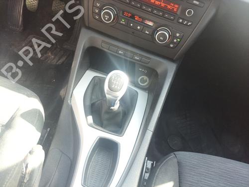 Used Gear lever BMW X1 (E84) sDrive 18 d (143 hp) 30441437