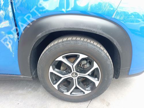 front-right-wheel-arch-trim-citroen-c3-aircross-ii-2r_-2c_-2017-38482896 main image