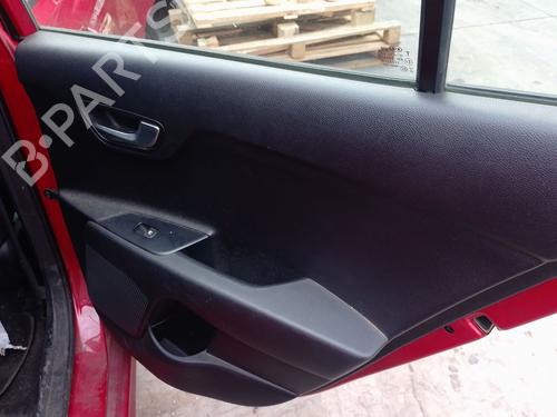 Elevalunas trasero derecho KIA RIO IV (YB, SC, FB) 1.25 (84 hp) 31710264