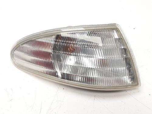 Used Right front indicator Right front indicator FORD MONDEO I (GBP) 1.8 TD (88 hp) 8283419 8283419