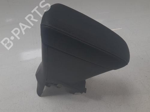 Used Armrest / Center console Armrest / Center console OPEL CORSA F (P2JO) 1.2 (68) (101 hp) 27624433 27624433