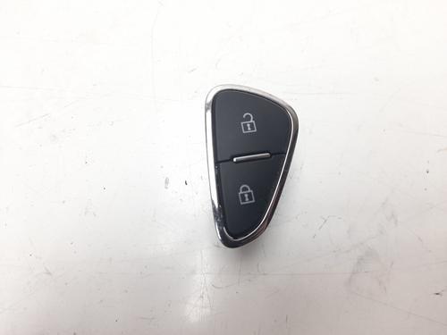 Used Switch OPEL CORSA E (X15) 1.3 CDTI (08, 68) (75 hp) 7203171