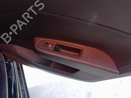 Used Right rear window switch RENAULT CLIO V (B7_) 1.5 Blue dCi 100 (B7AD) (101 hp) 30947896