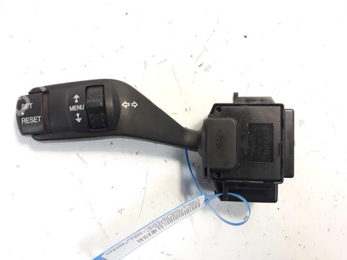 Commodo Essuie Glace / Phare FORD FOCUS II (DA_, HCP, DP) 1.6 TDCi (109 hp) 1370781