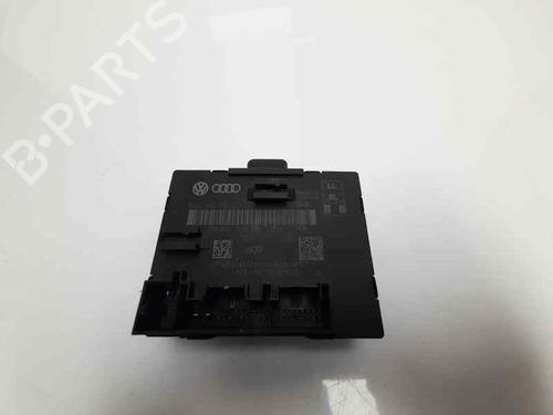 Used Electronic module AUDI Q3 (8UB, 8UG) 2.0 TDI quattro (150 hp) 6821121