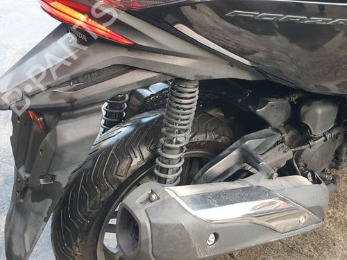 Used Right rear shock absorber HONDA MOTORCYCLES NSS NSS 300 Forza (NF04) (24 hp) 25233582