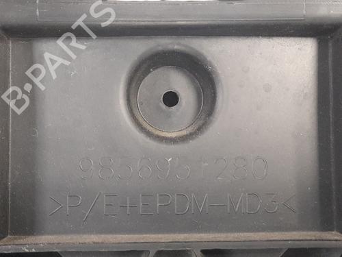 Grille CITROËN C3 IV (CC_, CB_) 1.2 PureTech 100 (CCHPV4) | BP30330247C40 