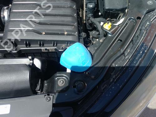 Used Windscreen washer tank Windscreen washer tank 36859558 36859558