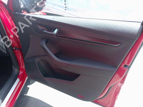 rudehejsemekanisme-hjre-foran-skoda-karoq-nu7-nd7-2017-34341298 main image