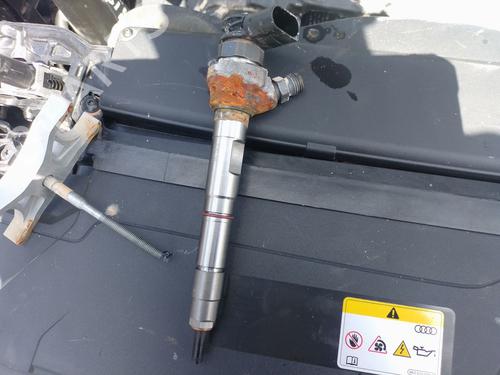Used Injector Injector AUDI Q3 (F3B) 35 TDI (150 hp) 34737453 34737453