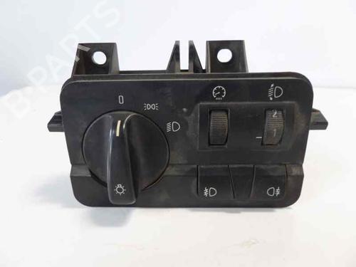 Used Headlight switch BMW 3 (E46) 316 i (105 hp) 1563677